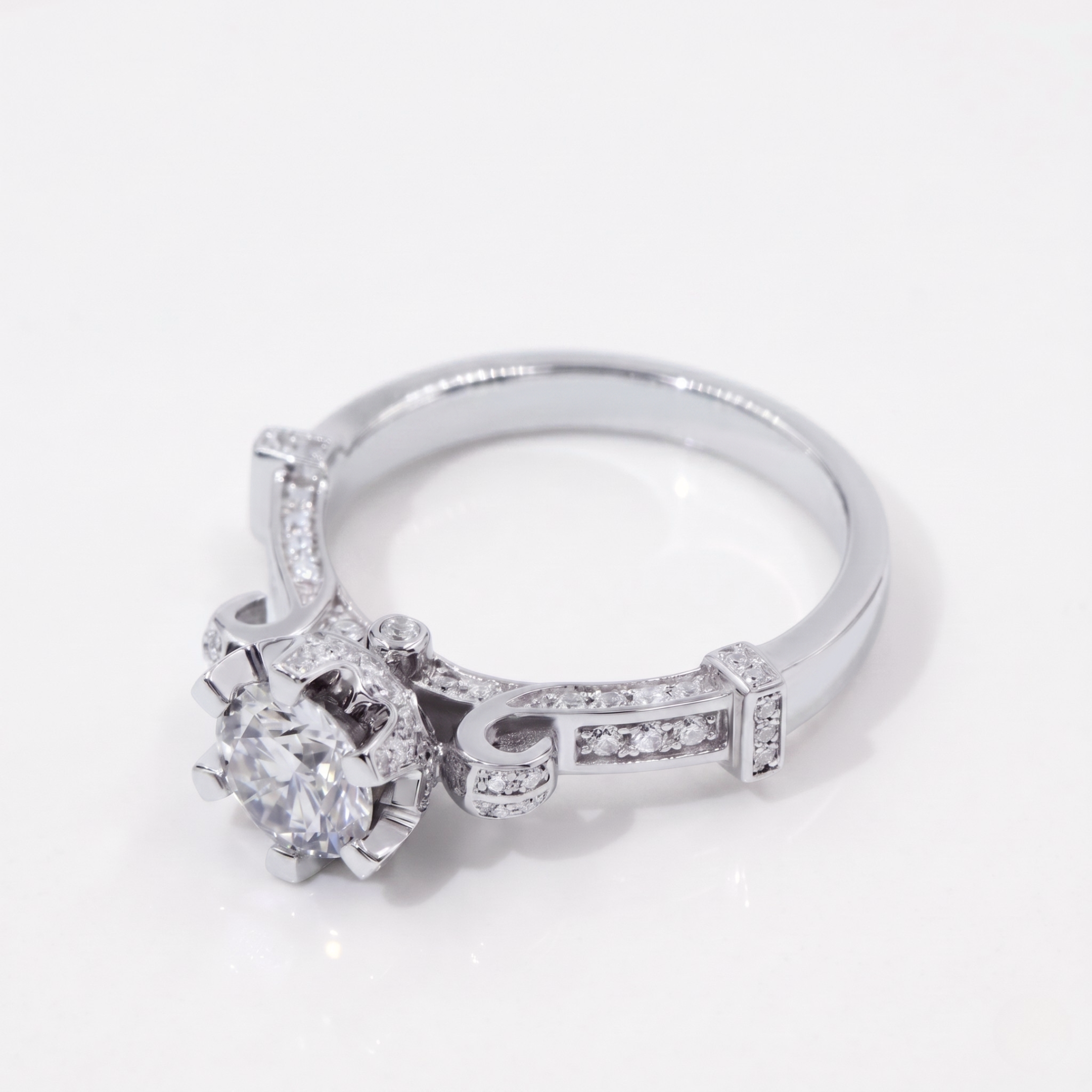 Moissanite Ring Royal Crown Setting